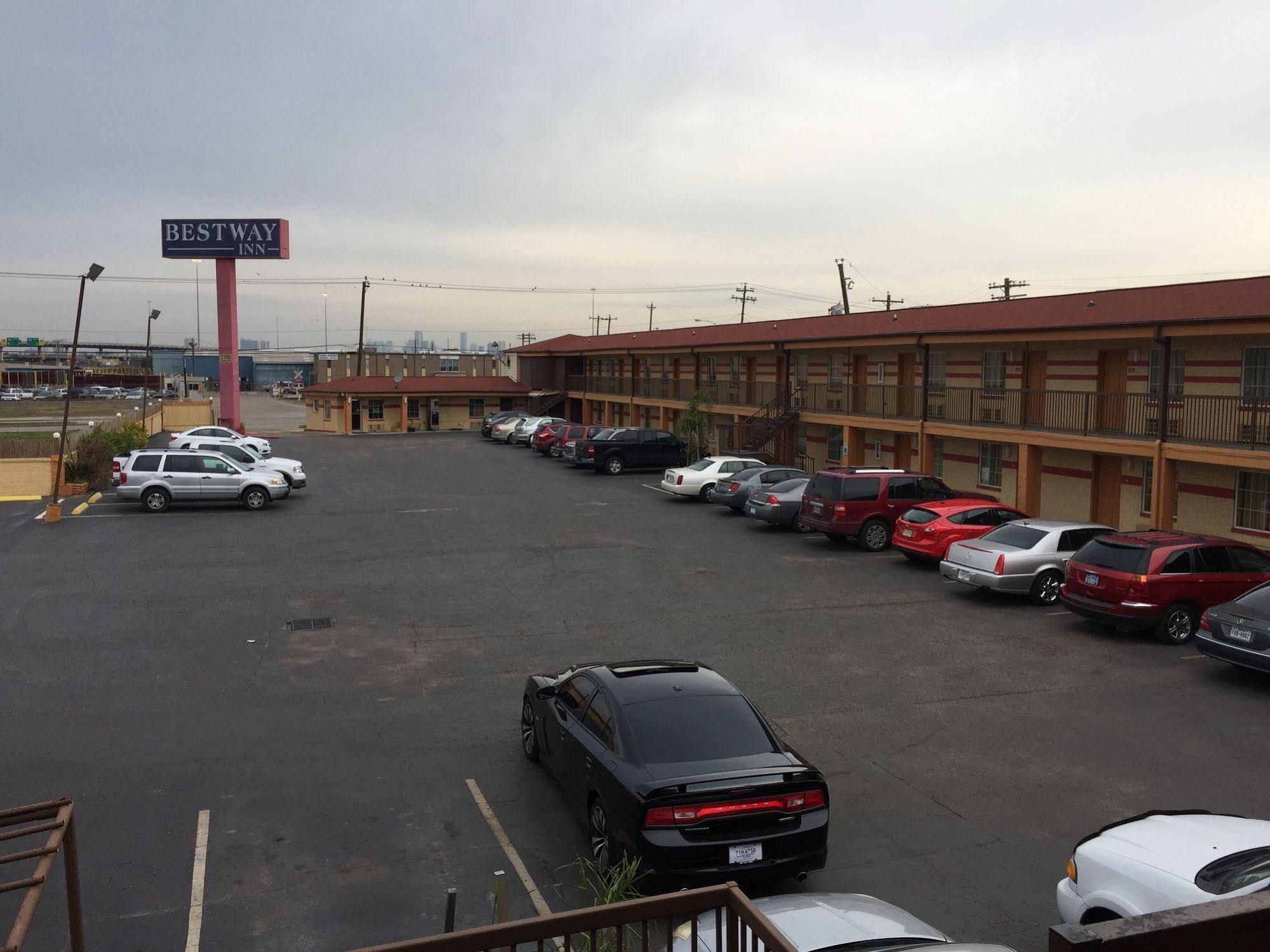 Bestway Inn Houston Exterior photo